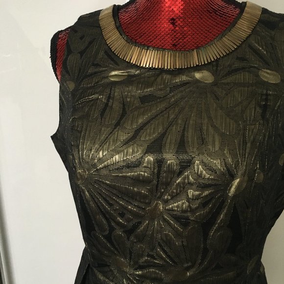 Gold Dress - Picture 2 of 4